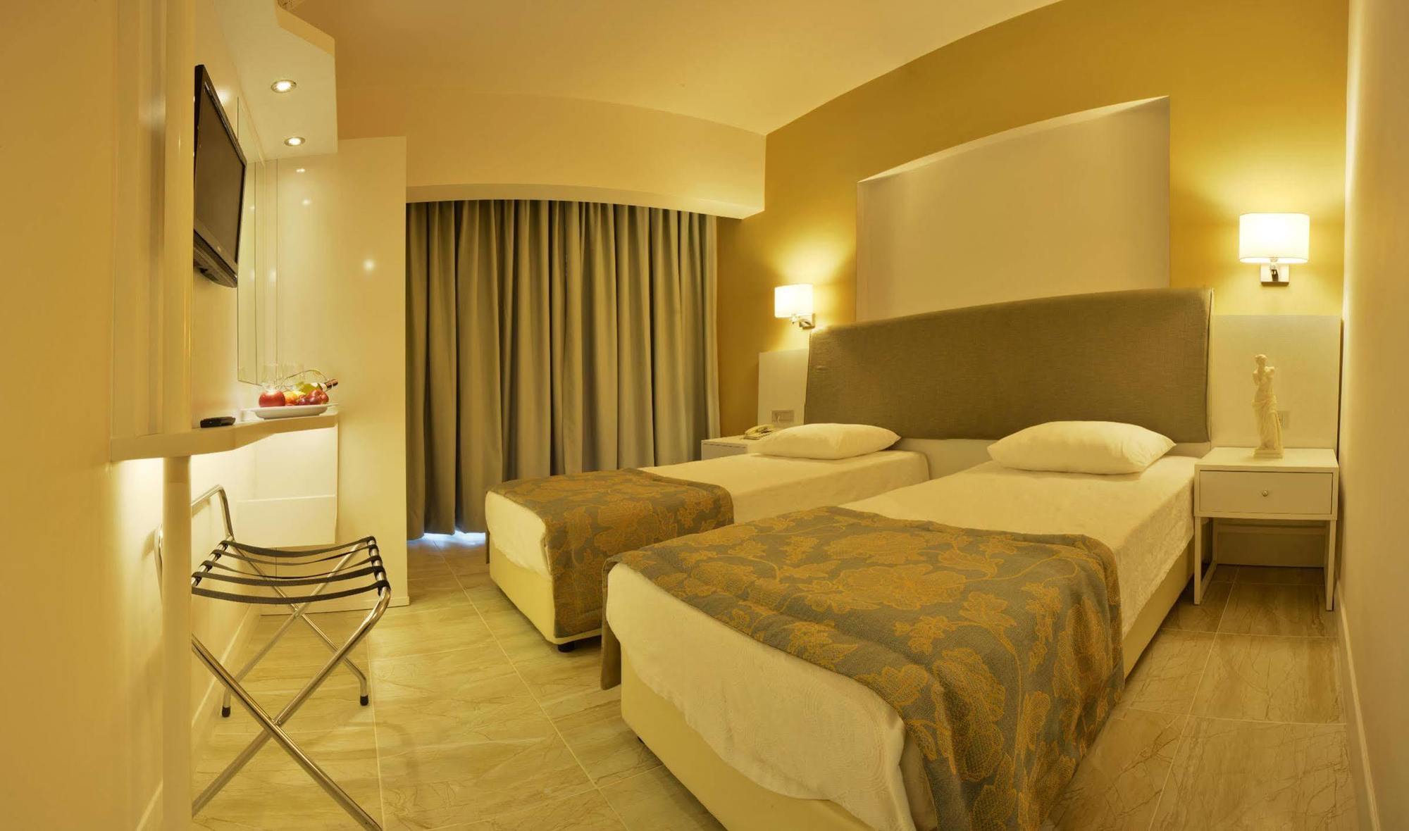 Maris Beach Hotel Marmaris Ngoại thất bức ảnh